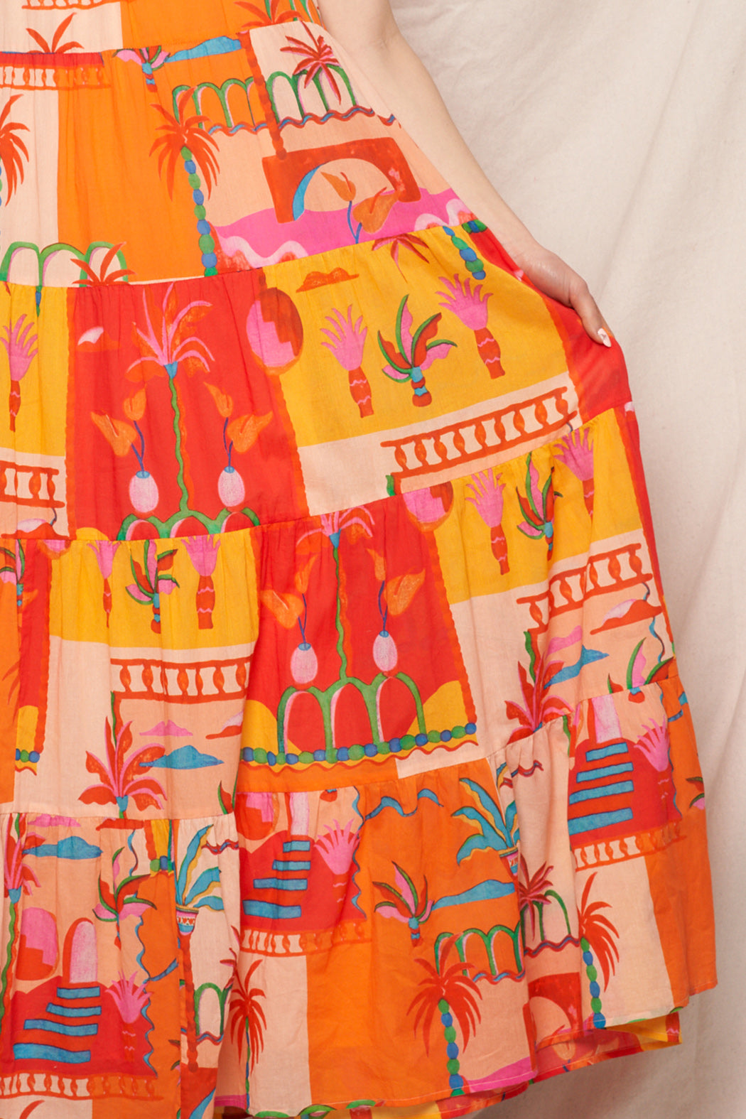 Sun Chaser Maxi