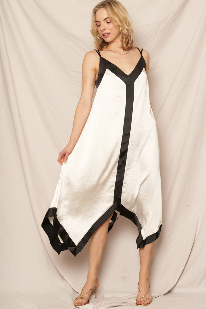 Night Affair Contrast Dress