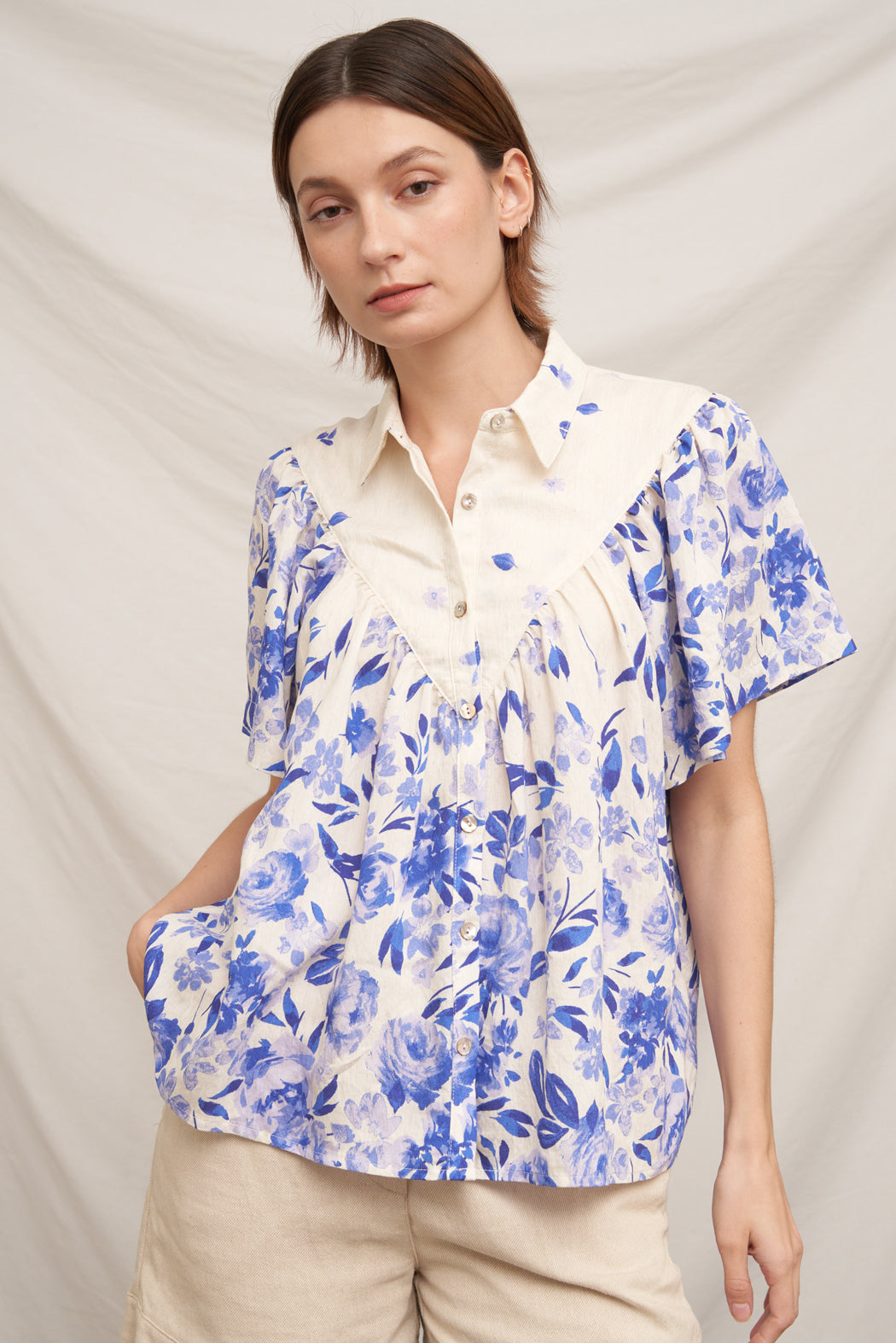 Majolica Button Down