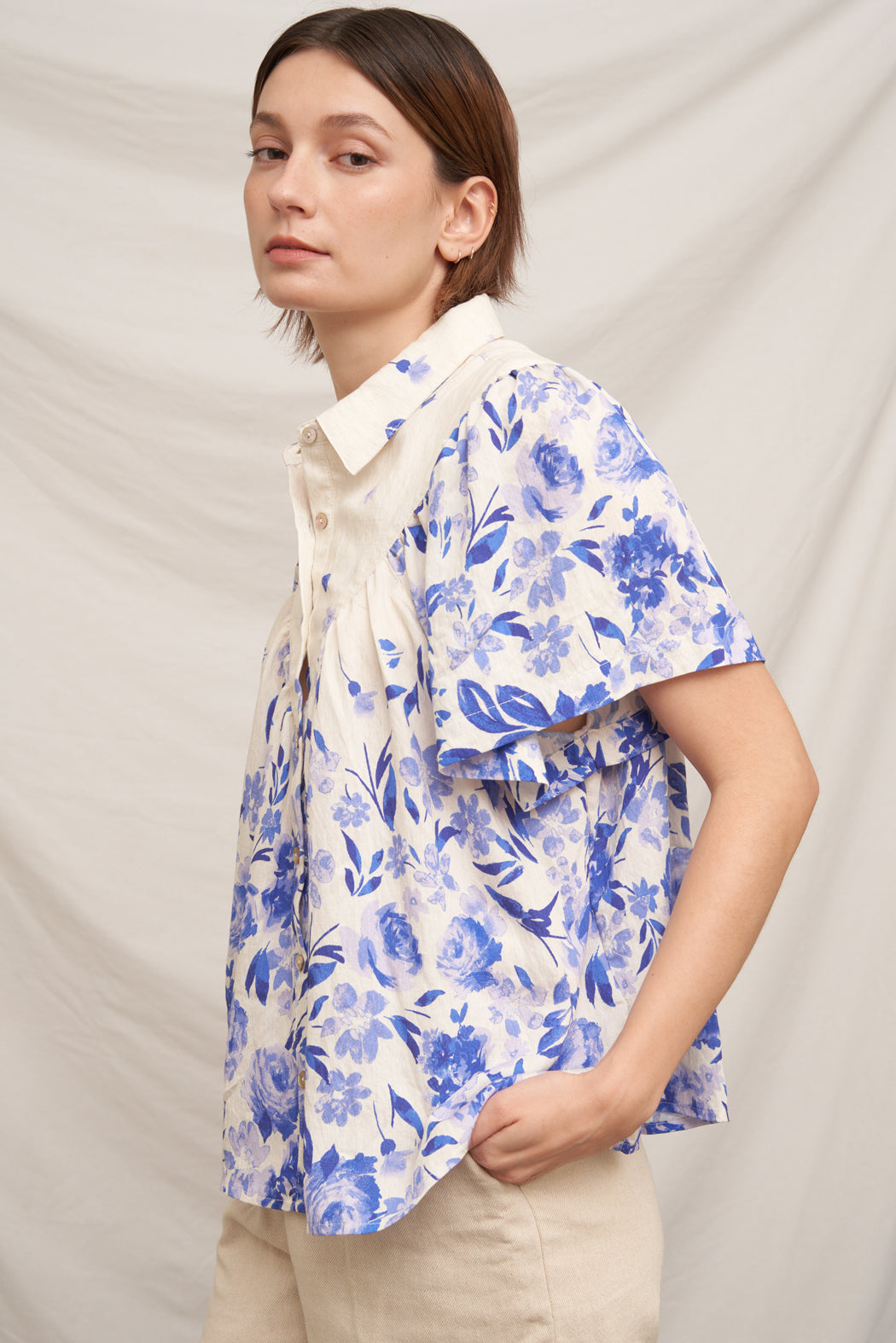 Majolica Button Down